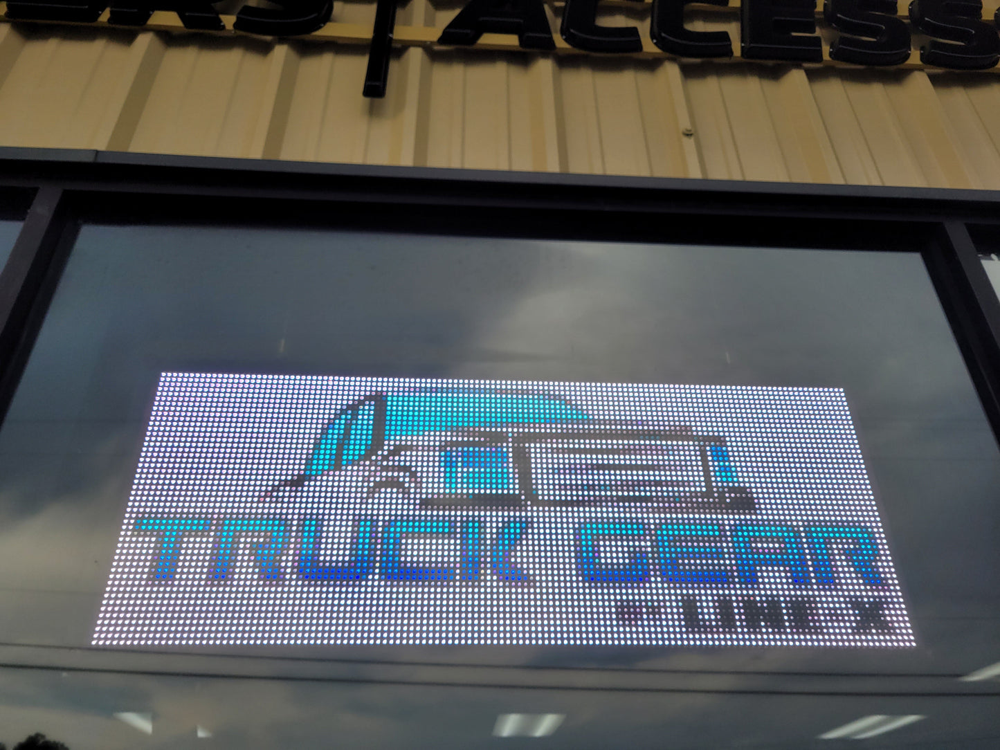 20x52 Programmable LED Window Sign
