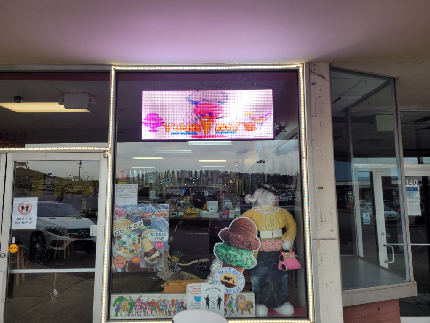 20x52 Programmable LED Window Sign
